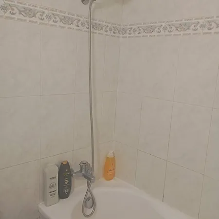 In - City Centre Close To The Airport And Sea לרנקה